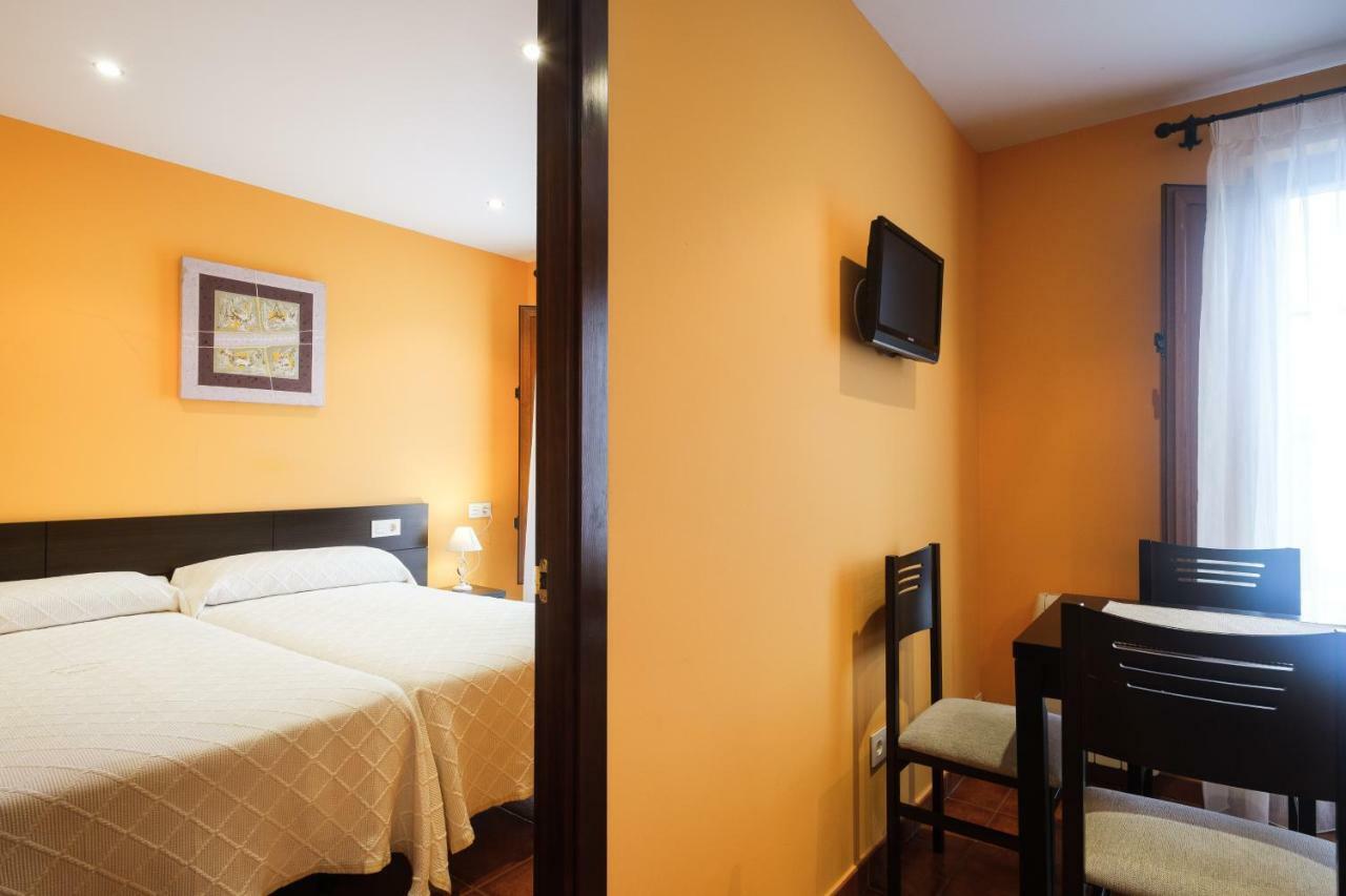 Apartamentos De Herminia Manzaneda  Exterior foto